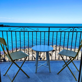 COASTAL Seaview Suite & CENTRAL BALCONY Street View Studio Cefalù